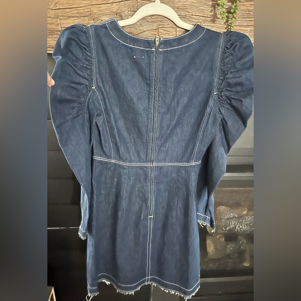 V-Neck Puff-Sleeve Dark Blue Denim Dress - Picture 4 of 5